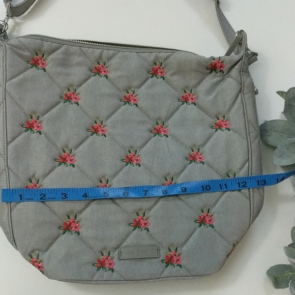 Vera Bradley NWT Carson Denim Gray Floral Hobo Bag - Picture 3 of 6